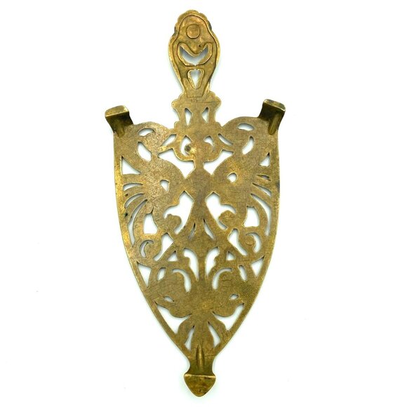 Vintage Brass Trivet Ornate Scroll Foote Metal Retro Elegant 11" L - Picture 3 of 3